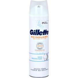 Gillette pena na holenie 250ml Skinguard Sensitive